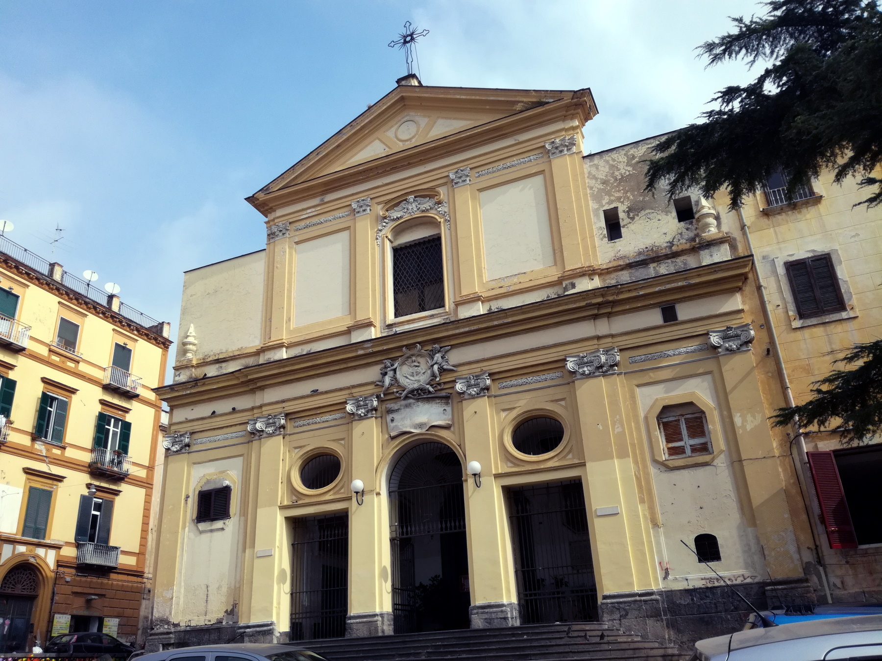 Chiesa dei Miracoli, una magnifica passeggiata (di beneficenza) per scoprire una Napoli insolita (con sorpresa finale)